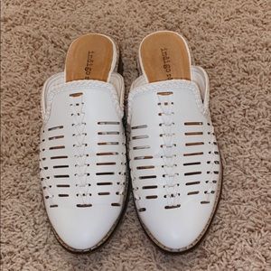 INDIGO RD. white mules💕